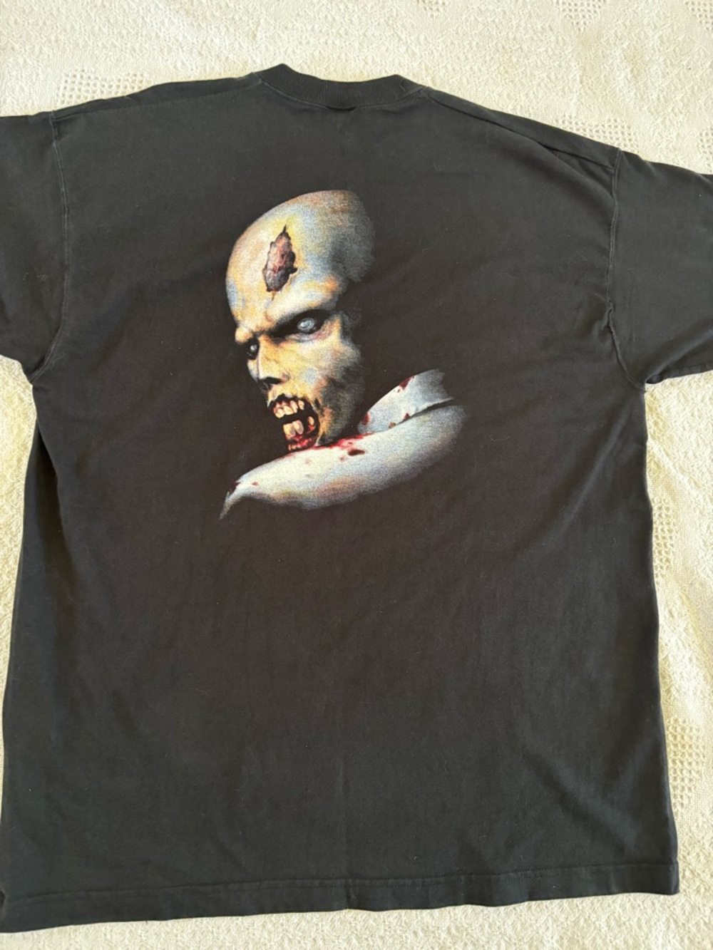 RARE Vintage 90s Resident Evil First Zombie XL Tshirt Capcom Game Promo Lofteez